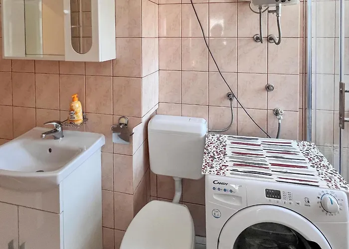 In With Wifi פולה