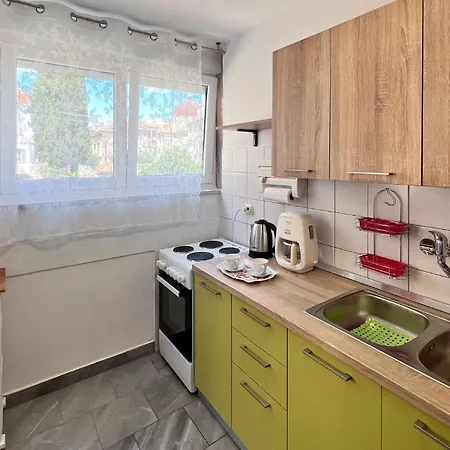 Gorgeous Apartment In Pula With Wifi Pula